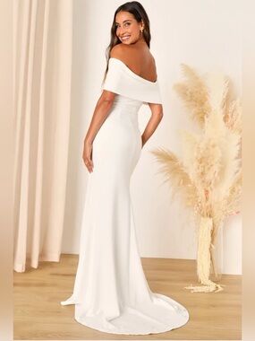NWT Lulus Off-Shoulder White Wedding Dress Medium